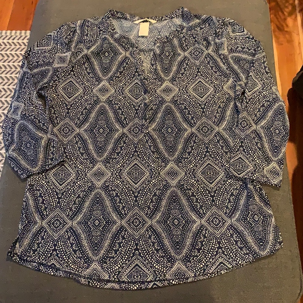 H&M Woman’s Tunic Blouse Navy Blue and White Size Small